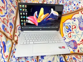 Laptop Desain HP 14s Ryzen 5 5500U