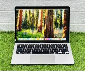 Macbook Air 2020 ( Chip M1 )  Ram 8 Gb  Ssd 256 Gb RA-DC