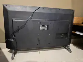 1 year old Smart TV