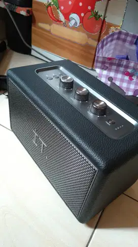 It monarch si speaker legend