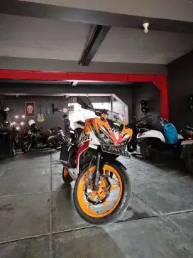 Jual sepeda motor CBR 150R Tahun 2017