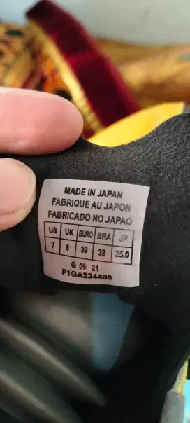 Sepatu bola Mizuno Ignitus Wave Made in Japan