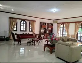 Rumah nyaman taman Gandaria Kebayoran Baru