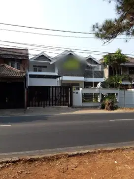 Jual BU,seharga NJOP nego rumah siap huni Bintaro