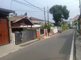 Itung tanah free rumah diatasnya cempaka putih