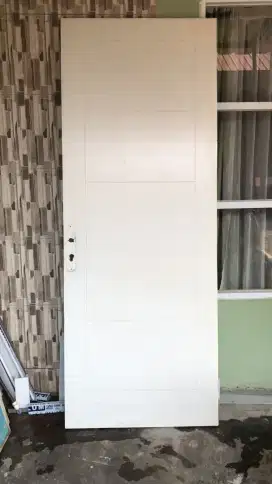 Pintu rumah pintu kamar mandi