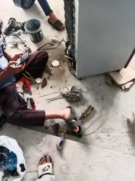 JASA SERVICE AC , KULKAS , MESIN CUCI ELEKTRONIK