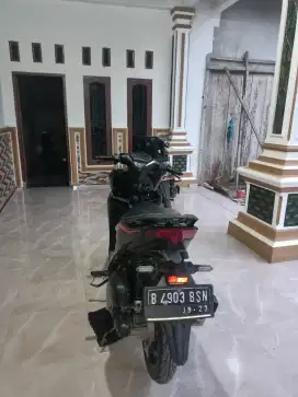 vario 125  hitam, kengkap plat b pjk off, th 2018