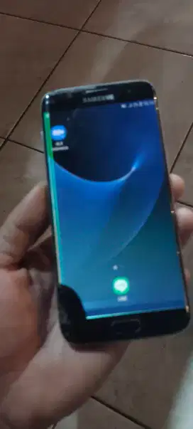 Dijual Samsung S7 edge Layar Retak bergaris