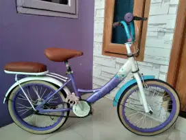 Sepeda Anak ukuran 18