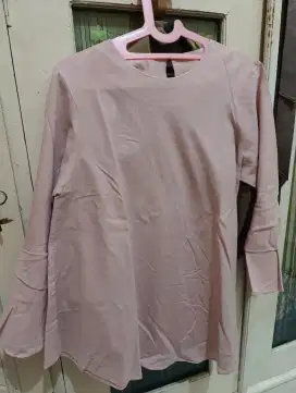 Preloved baju kantor milik pribadi