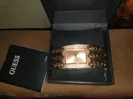 Guess rantai gold