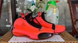 (DIJUAL CEPAT MENUHIN LEMARI) Sepatu Air Jordan 34 Infrared 23