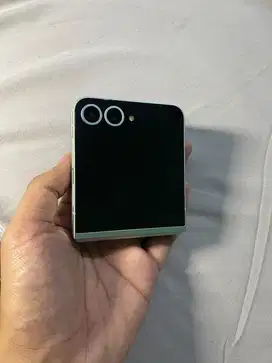 Samsung Galaxy Zflip 6 12/256