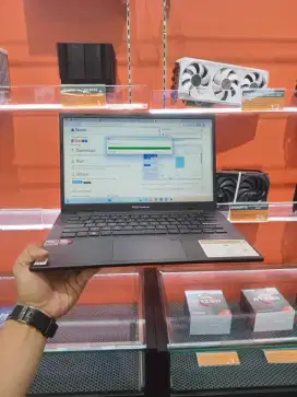 Kredit Laptop Asus Vivobook E1404FA Ryzen 3 7320u Ram 8 GB Resmi