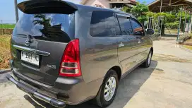 KIJANG INNOVA V MATIC