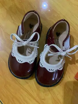 Sendal/sepatu anak