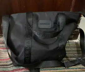 Tas wanita Obermain