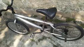 Sepeda bmx uk20 rem terpedo
