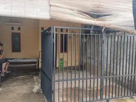 Dikontrakan rumah di bojong sari jati asih