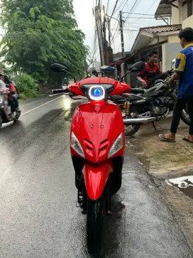 Yamaha Mio sporty merah