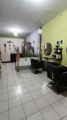 Dijual rumah dengan harga murah di jalan Puan Timur Kelapa Gading