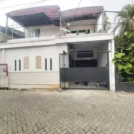 Rumah 2 Lantai Ngagel Surabaya