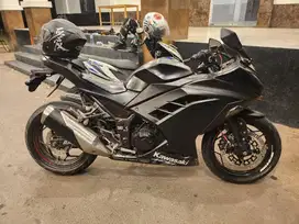Kawasaki ninja 250Fi harga terjangkau siap nongkrong keren mewah gas