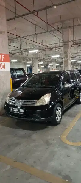GRAND LIVINA 1.5 SV MT 2011 PEMAKAIAN PRIBADI