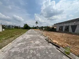 10 Menit Malioboro & Kampus PGRI Jogja Jl Wates, Banyuraden Jogja