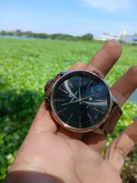 Di jual jam tangan