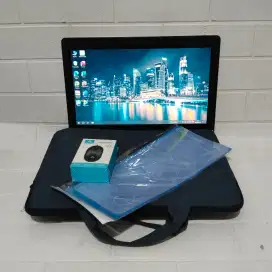 Asus X453MA 
Intel Celeron CPU N2840
Ram 8 GB / 500 GB