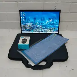Advan Soulmate 1405 
Intel celeron N4020
Ram 4 GB 
SSD 128 GB