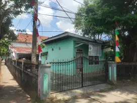 Rumah dijual pinggir jalan strategis usaha