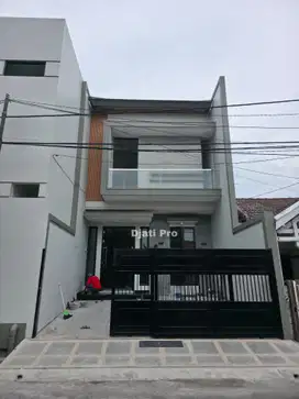 Rumah Baru 2 Lantai Di Perum. Nginden Intan Timur Dekat POM,