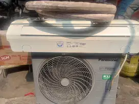 AC panasonic  1/2 pk
