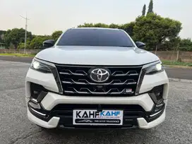 TOYOTA FORTUNER 2.8 GR AT (2023)