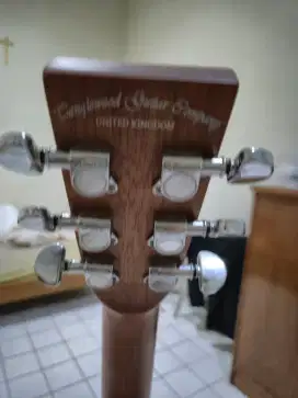 Tanglewood Accoustic Guitar TW 9 E