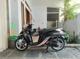 Yamaha fino premium