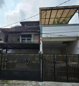 JUAL CEPAT RUMAH STRATEGIS DI POS PENGUMBEN (DEKAT PERTAMA HIJAU)