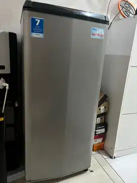Dijual Kulkas merk Aqua