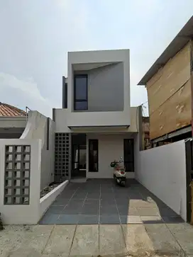 Rumah baru siap huni dekat dengan mall di kayu putih