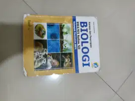 Buku Biologi Kelas 12 SMA – Bekas Pakai, Murah, Cocok untuk Belajar!