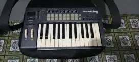 Midi controller novation launchkey 25