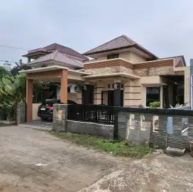 Disewakan rumah sultan 55jt/thn( 100jt 2 thn)