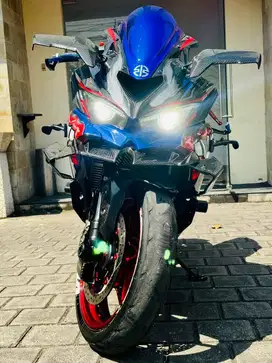 ZX25R SE - Biru