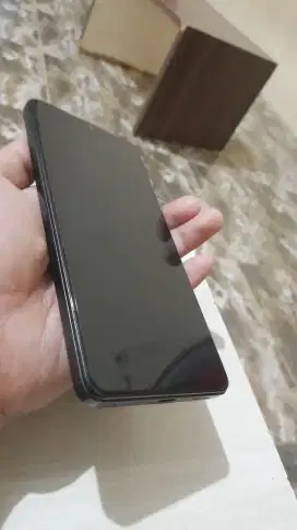 Poco F4 5g 8/256 gb