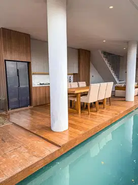 Dijual 2 Villa Mewah Jadi 1 Bangunan – Freehold – Canggu Padonan