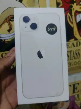 Iphone 13 128 putih garansi ibox  baru