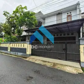 Rumah ditengah kota bandung sayap Moh ramdan Karapitan lengkong